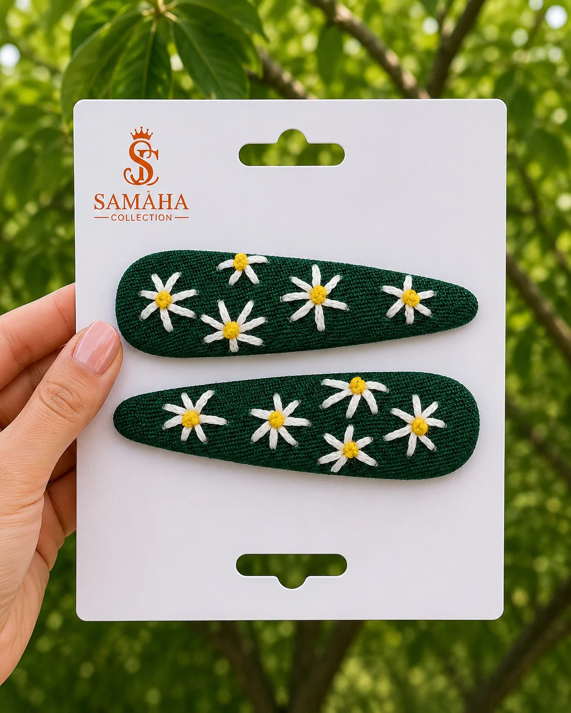 Emerald Daisy Hair Pins 🌼✨